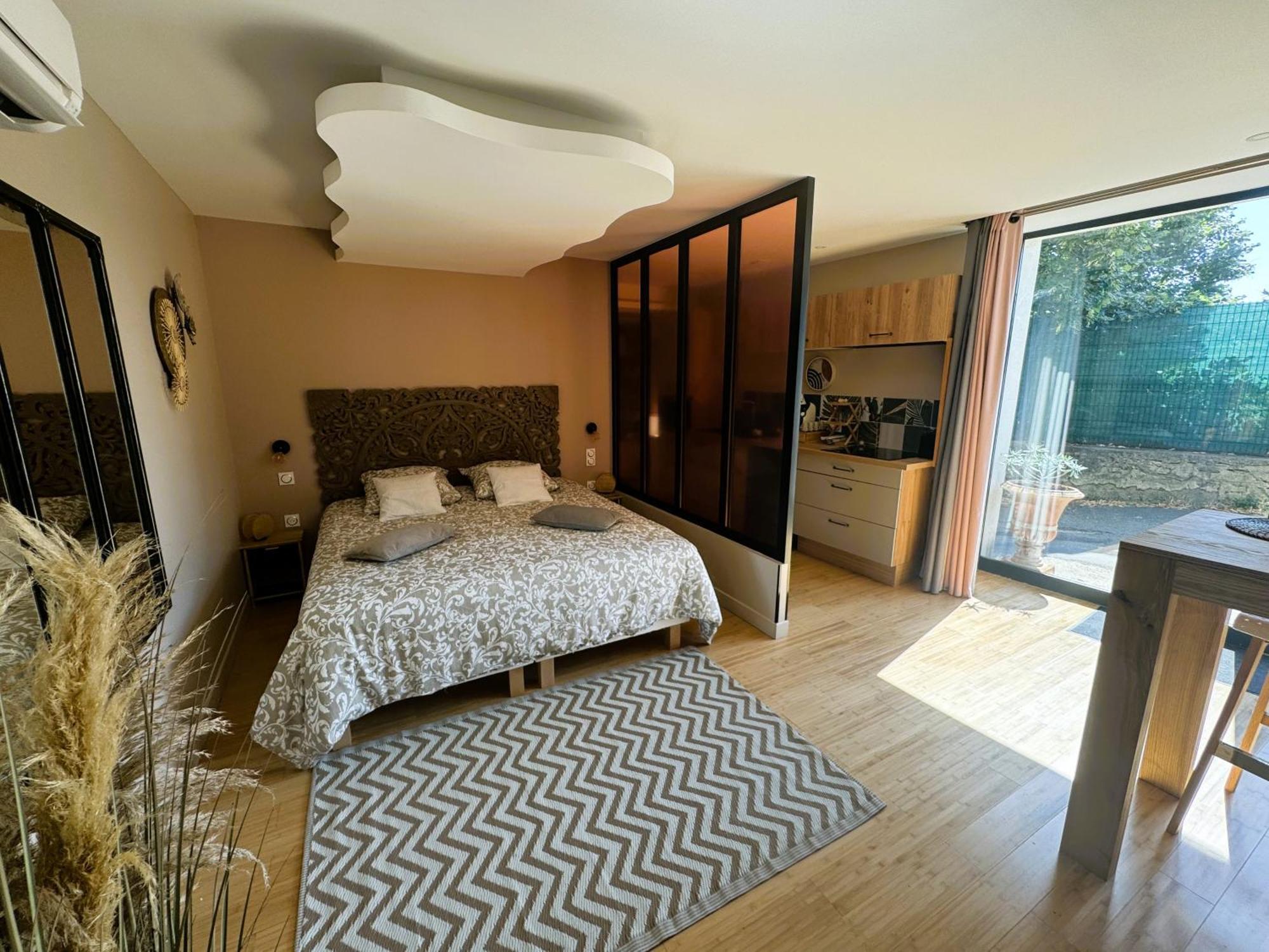 Le Dix - Classic Room - Vallabrix Proche Uzes Exterior photo